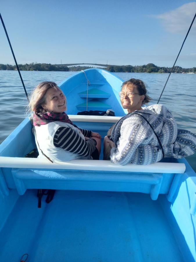 Готель Casa Manati Лівінґстон Екстер'єр фото